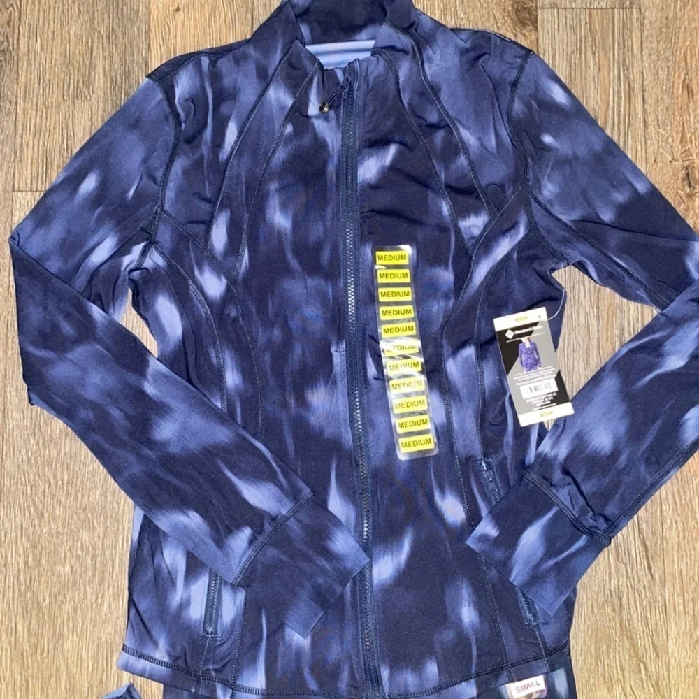 Members Mark 3-piece athletic set NEW please read description